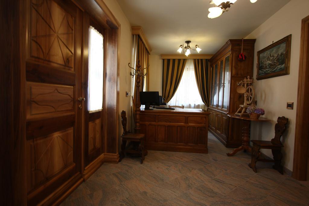 Villa Giuditta Residence Gaby Bagian luar foto